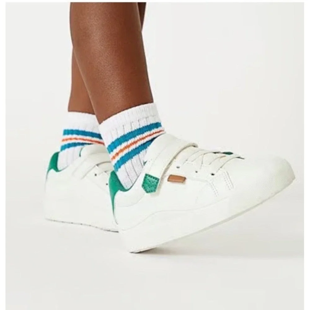 Dr Scholls Kids White Green Low Top Hook and Loop Sneakers Shoes